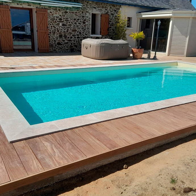 constructeur piscine à Loireauxence et Ancenis